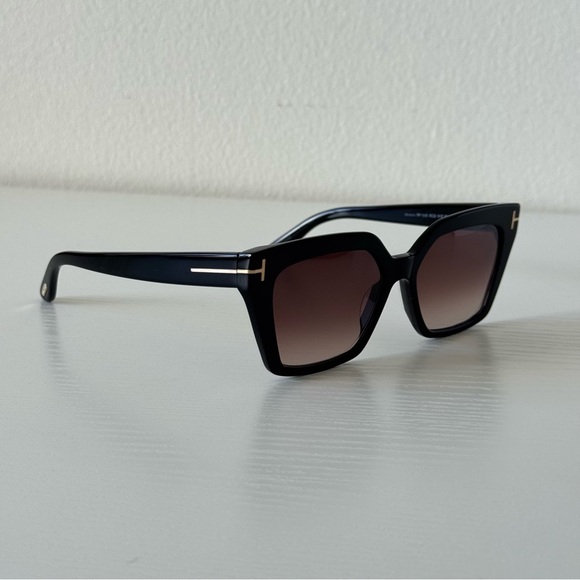 New! Tom Ford Winona TF1030 01Z Black Sunglasses, Authentic main image 5